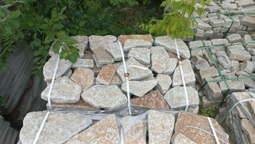 Гранитный плитняк галтованный для парковки купить в Кировской области