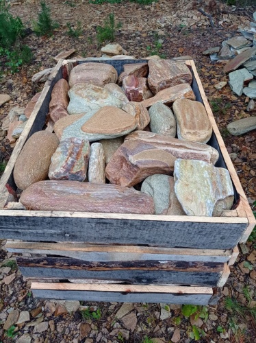 Златолит жёлтый, жёлто-зелёный глыбки и валуны для ланшафтного дизайна купить в Кировской области