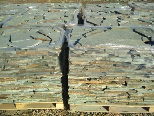 Плитняк златолит зелёный для цоколя, отмостки купить в Кировской области