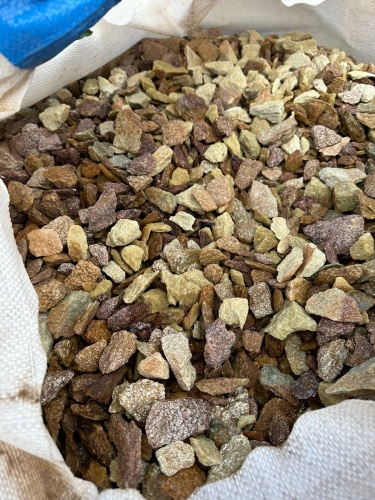 Златолит персиковый декоративная каменная крошка купить в Кировской области