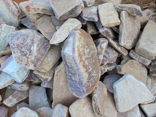 Златолит жёлтый, жёлто-зелёный глыбки и валуны для ланшафтного дизайна купить в Кировской области