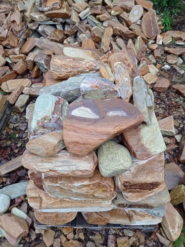 Златолит жёлтый, жёлто-зелёный глыбки и валуны для ланшафтного дизайна купить в Кировской области