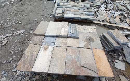 Плитка пилёная златолит Уральский для цоколя, отмостки купить в Кировской области