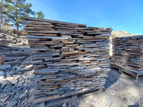 Плитняк златолит серебристый для фасада купить в Кировской области