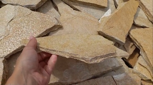 Плитняк златолит жёлтый для цоколя купить в Кировской области