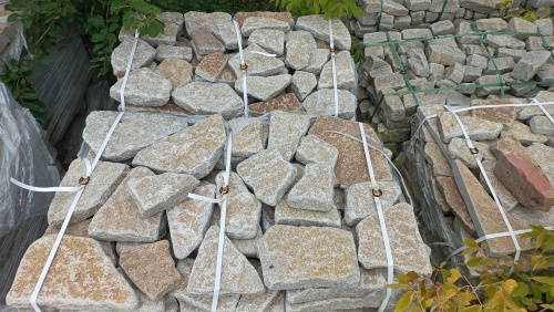 Гранитный плитняк галтованный для парковки купить в Кировской области